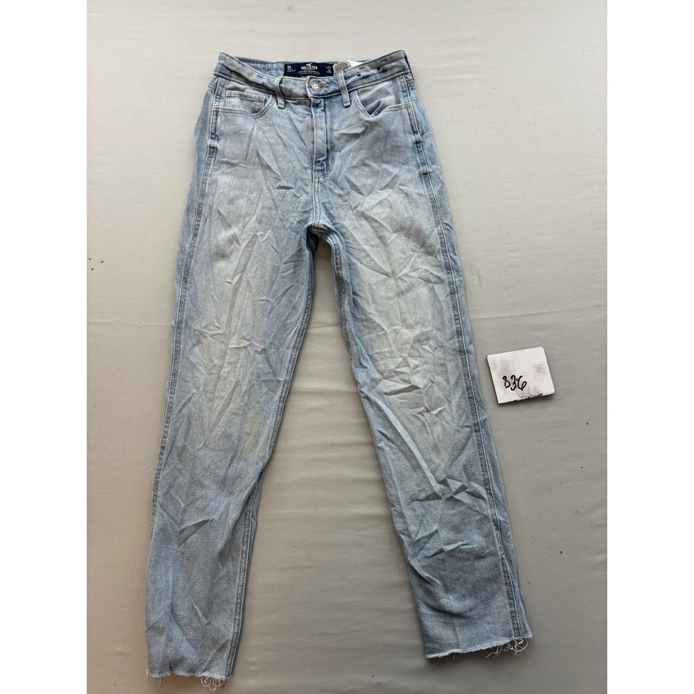 Hollister Ultra High-Rise Mom Jeans Light Wash Raw Hem W24 L25 Vintage Stretch